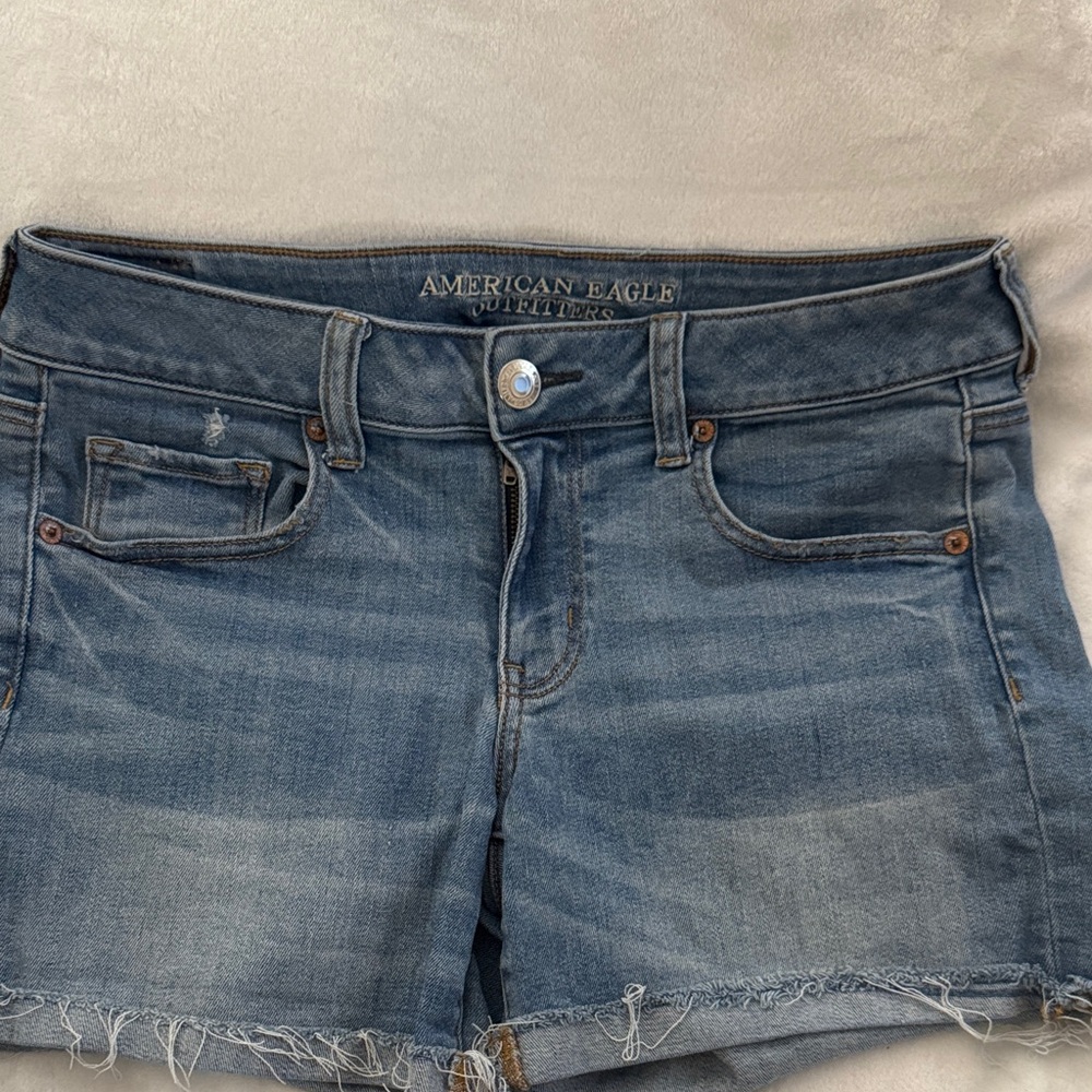 American Eagle Outfitters Women's Faded Blue Jean Shorts